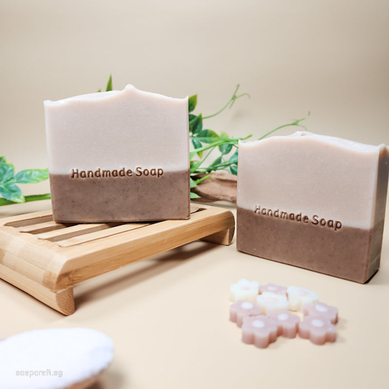Bar soap for combination skin - Handmade soaps made with natural ingredients for combination skin - gently cleanse without stripping away natural oils, for refreshed and moisturized skin